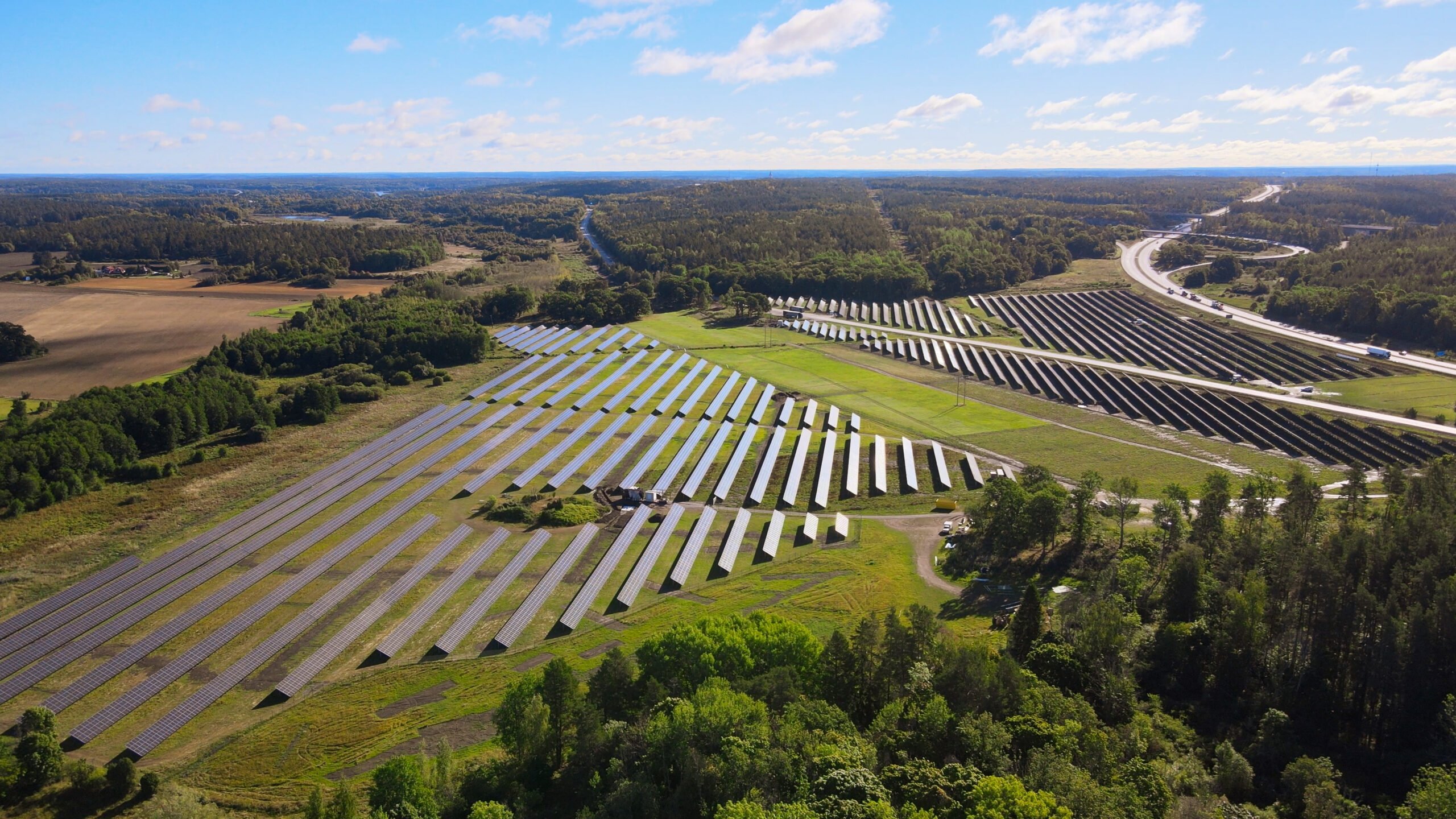 Solpark i Strängnäs – Vinnergi samarbetar med EnergiEngagemang